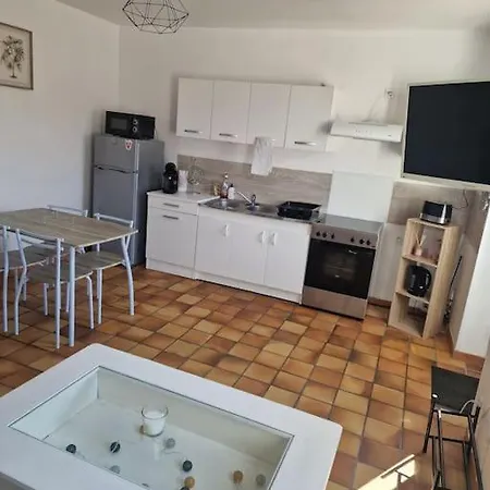 Apartment La Petite Maison *